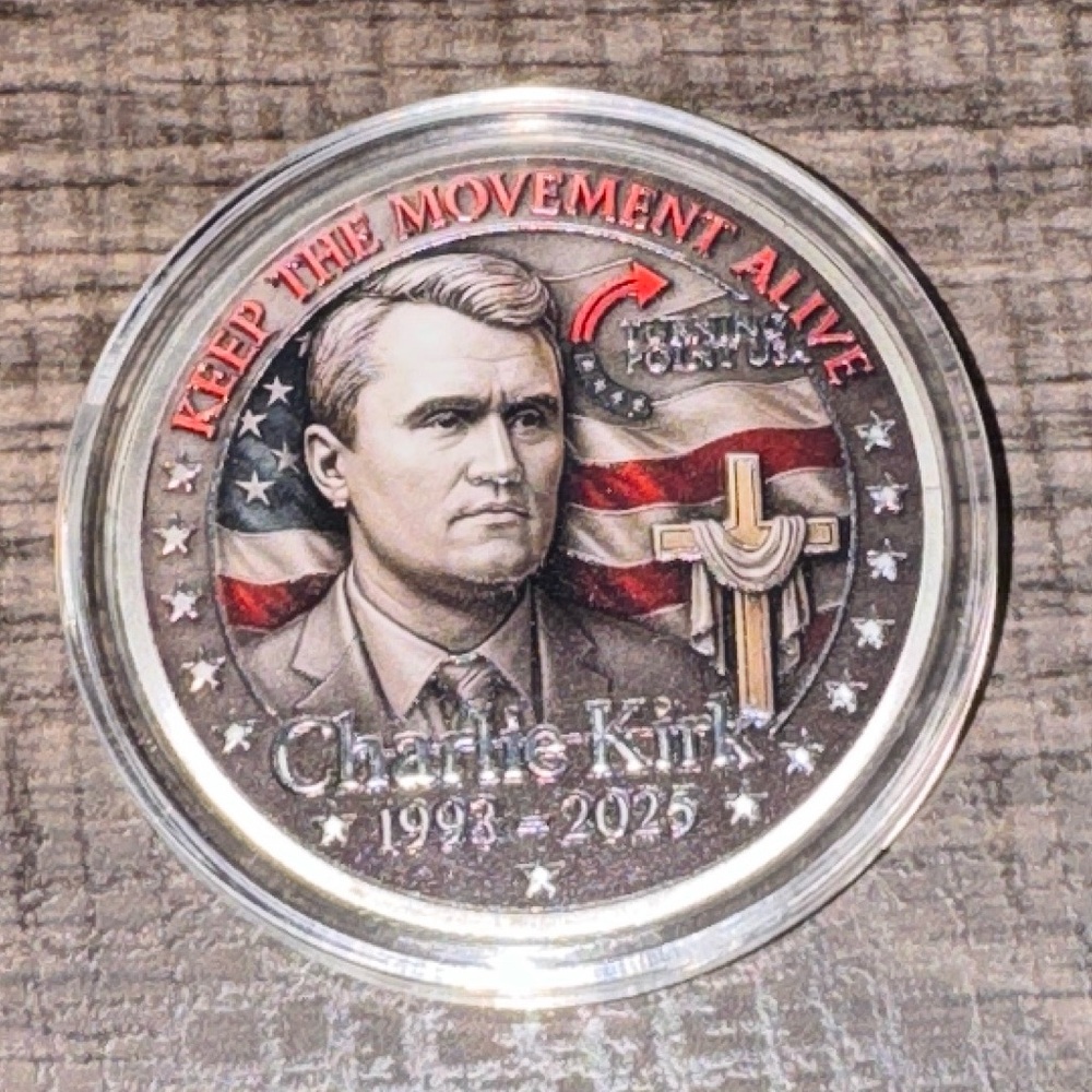 Charlie Kirk Turning Point Commemorative Coin Patriotic Design Eagle on Back